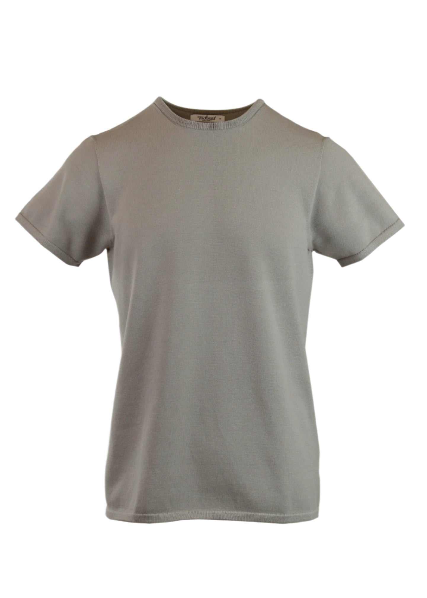 Saintt Sinners Beckett Tee in Cement color, tailored fit, eco-friendly fabric.
