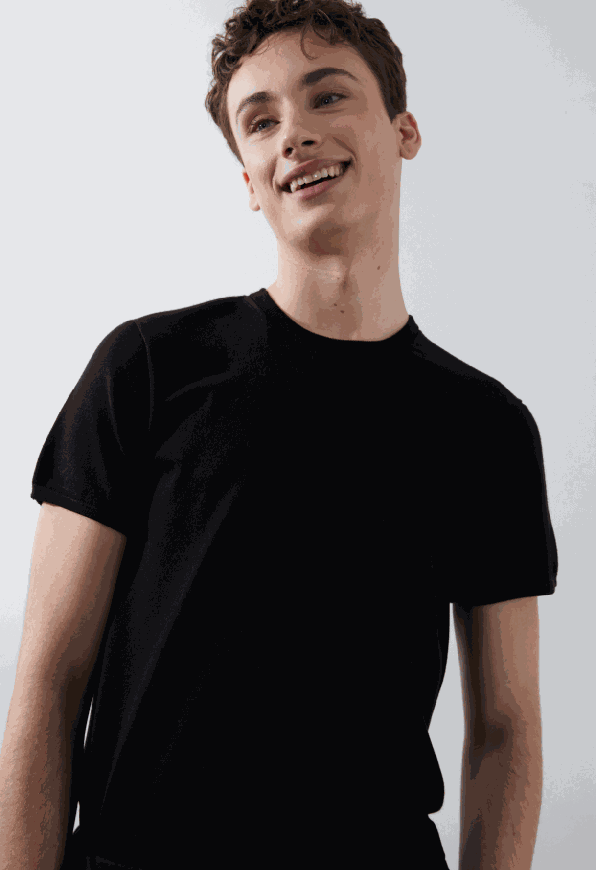 Beckett Tee in black, tailored fit, eco-friendly fabric.