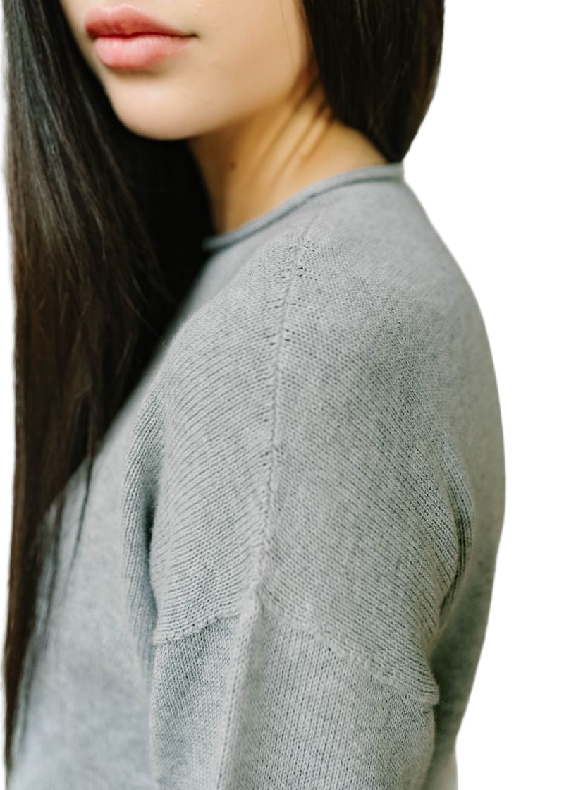 Luna Roll Pullover